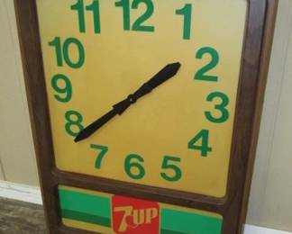 1982 Lighted 7 UP Clock - Lights Up & Runs - 32" x 42"