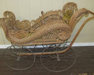 Antique Baby Carriage 