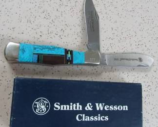Smith & Wesson Turquoise Knife - Limited Edition