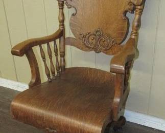 Oak Swivel Desk Chair