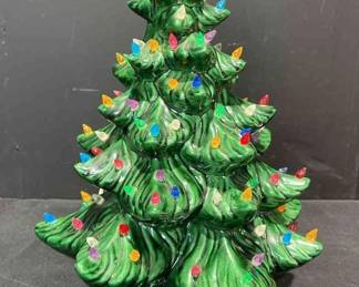 00Cerami Christmas Tree