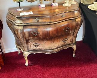 50% OFF  BOMBAY Hutch