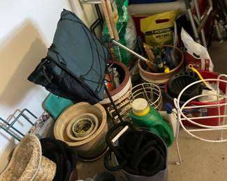 Misc Gardening Pots and such