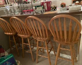4 Swivel Bar Stools