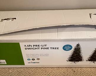 7.5 FT Pre-Lit Dwight Pine Christmas Tree