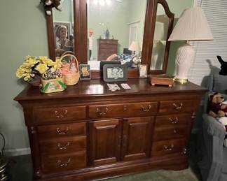 Beautiful, solid dresser.  A great refinishing piece to bring it into present time!  Gorgeous lines.
