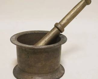 1091	ANTIQUE BRASS MORTAR & PESTLE, APPROXIMATELY 6 IN HIGH OVERALL
