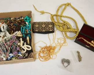 1248	LOT OF ASSORTED COSTUME JEWELRY
