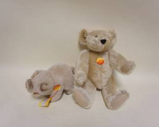1134	STEIFF BEAR & PIG, BEAR APPROXIMATELY 14 IN HIGH
