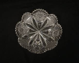 1142	BRILLIANT CUT GLASS BOWL, APPROXIMATELY 9 IN X 2 IN HIGH, SOME CHIPPING TO TOP TEETH
