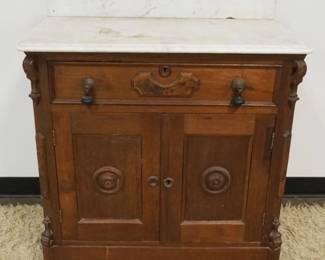 1164	WALNUT VICTORIAN MARBLE TOP WASHSTAND
