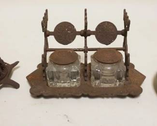 1092	GROUP OF ASSORTED VICTORIAN CAST METAL ITEMS INCLUDING DOUBLE INKWELL, TURTLE STRING HOLDER & EMBOSSED DISH
