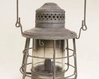 1009	ANTIQUE RAILROAD LANTERN, APPROXIMATELY 12 IN HIGH
