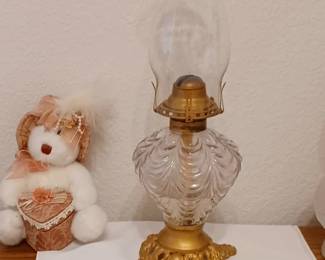 FOSTORIA VINTAGE OIL LAMP