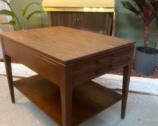 Mersman walnut and laminate top side table with one drawer