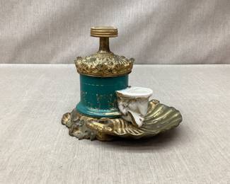1839 French Porcelain Pump Inkwell