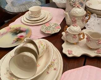 Set vintage American dinnerware