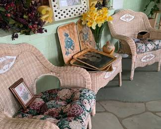Wicker chairs & table