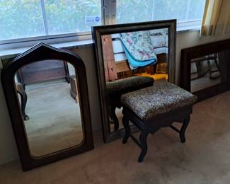 SEVERAL MIRRORS AND BENCH WITH STORAGE