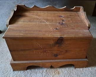 WOOD FOOR BOX