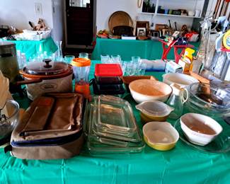 BOWLS, BAKING DISHES