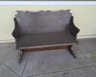 NICE SOLD WOOD BENCH