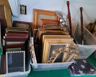 PICTURE FRAMES