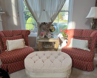 Like New Living room furniture