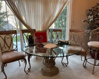 Beautiful dining Table