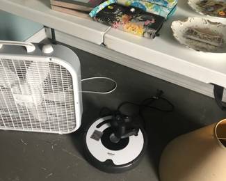 I Robot Roomba works