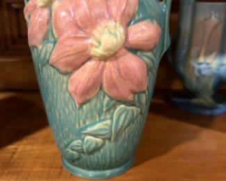 Vintage Roseville “Clematis”  105-7