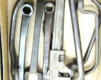 vintage Ford wrenches