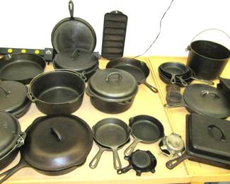 vintage Griswold - Griswold Collectible Cast Iron Cookware 