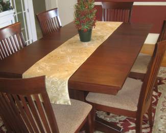Arts and Crafts style dining room table (2 leaves) and 6 chairs
