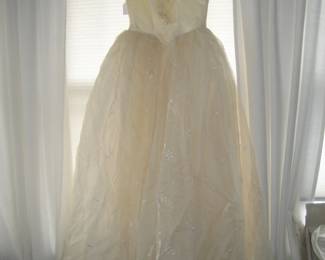 Vintage 50s wedding dress