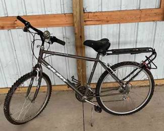 Huffy Snakerock Bicycle In Need Of Some Repairs