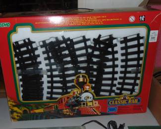 ECHO Battery operated G gauge train set (great for under your Christmas Tree).