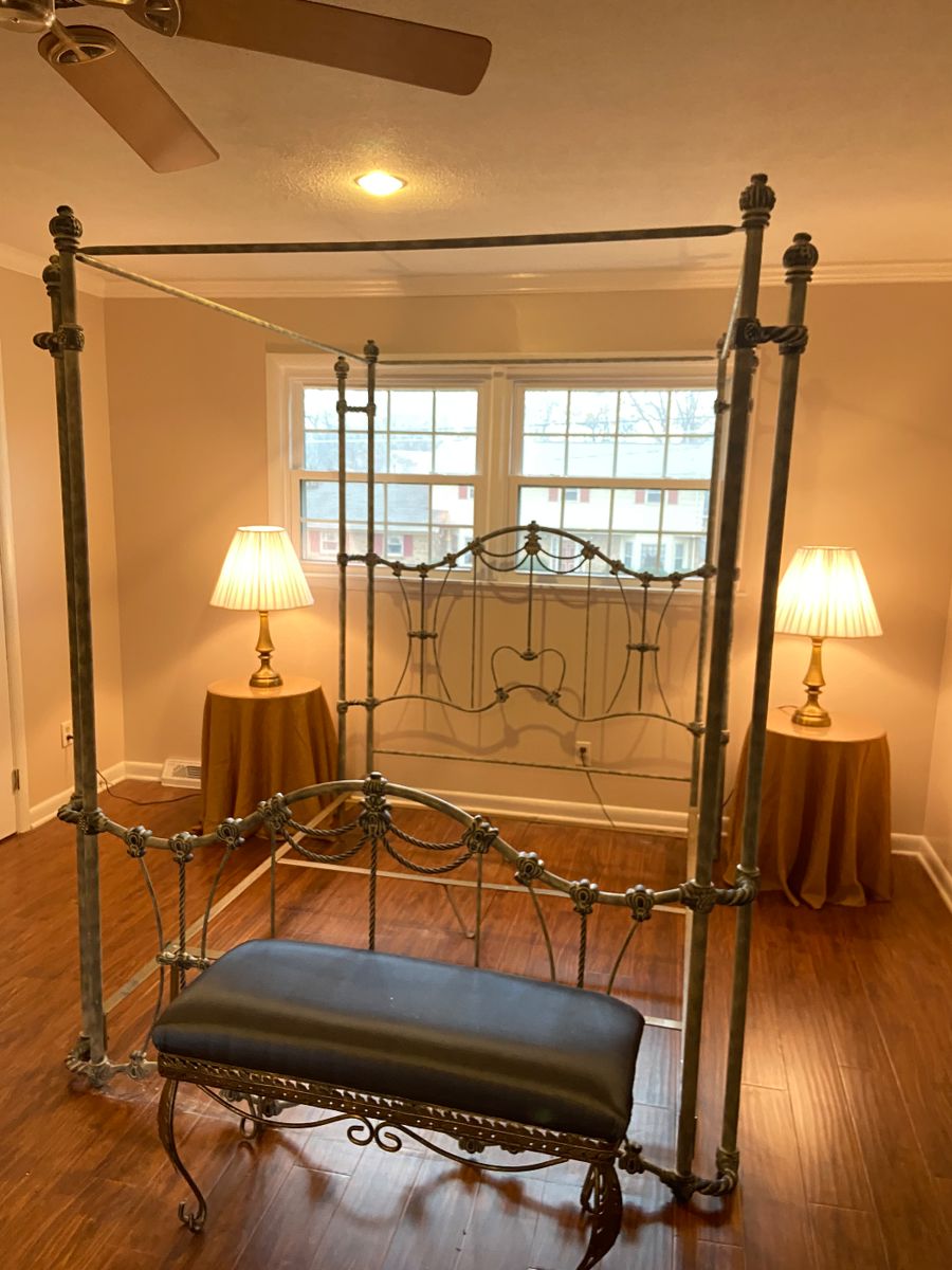 Whitesburg Estate Sale Cash Only Sale starts on 12/8/2023