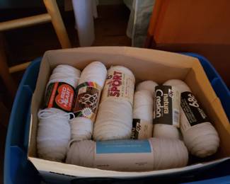 Large amount of yarn