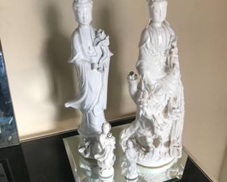 Porcelain Asian figurines