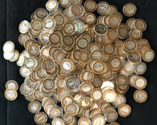 100s of gaming tokens from Palm Springs  & Los Vegas casinos SOLD