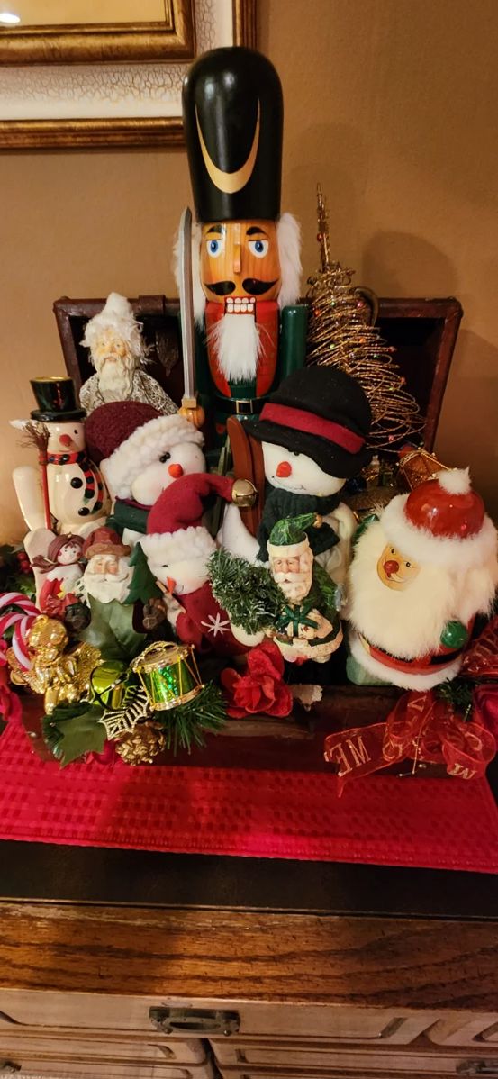 Quail Valley Estate Sale in Missouri City, TX starts on 12/9/2023