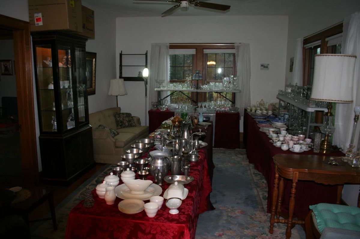 Amazing Sale in Owosso, Mi. December 7 &... starts on 12/7/2023