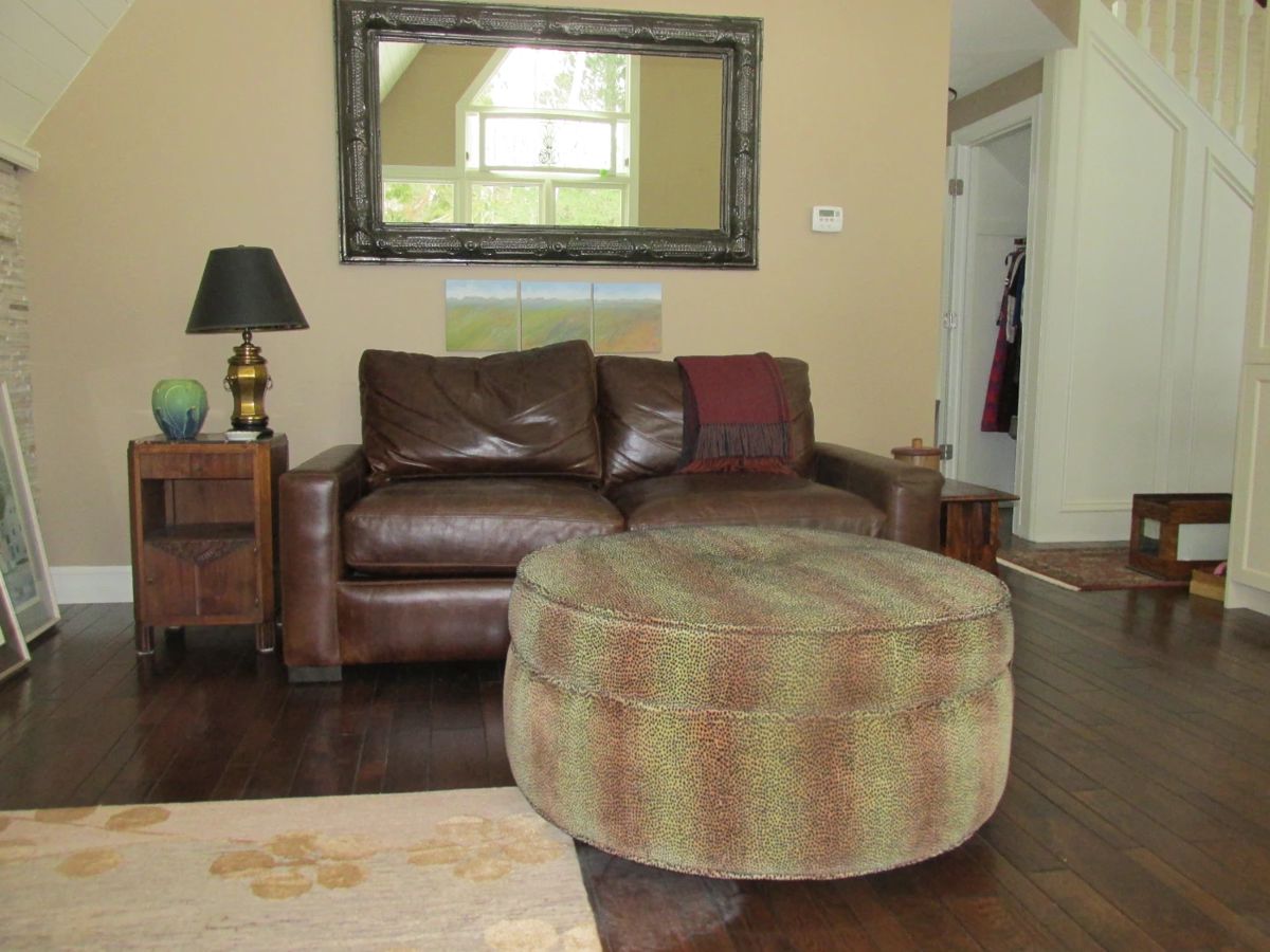 Antique Appraisers Estate Sale in Boyne City, MI starts on 12/8/2023