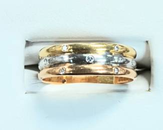 Tri colored band with diamonds 