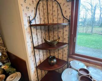 corner shelf