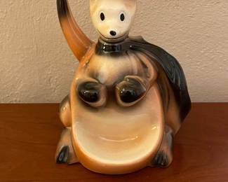 Valet Caddy ~~Boxing Kangaroo, 1956 Fine Ent. Inc