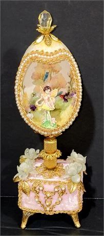 Lot 002   2 Bid(s)
Handmade Faberge style Garden Fairy egg with music box
