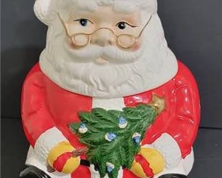 Lot 007   1 Bid(s)
Adorable Large Santa Claus Cookie Jar