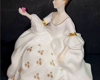 Lot 143   3 Bid(s)
Royal Doulton " My Love " HN2339 Bone China England figurine